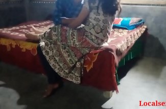 Мама наказала сыночка потому что тот постоянно опаздывает